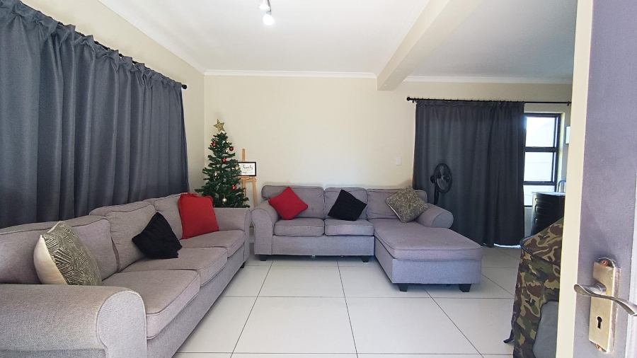 2 Bedroom Property for Sale in Protea Heights Western Cape